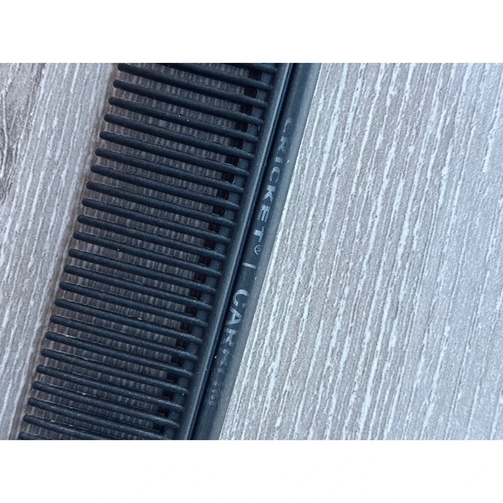 Cricket Lane cricket carbon